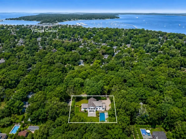 https://photos.zillowstatic.com/fp/45eae06abdceed6859729e732618b617-p_e.webp