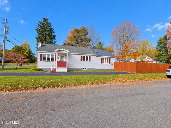 17 Lafayette Street, Hudson Falls, NY 12839