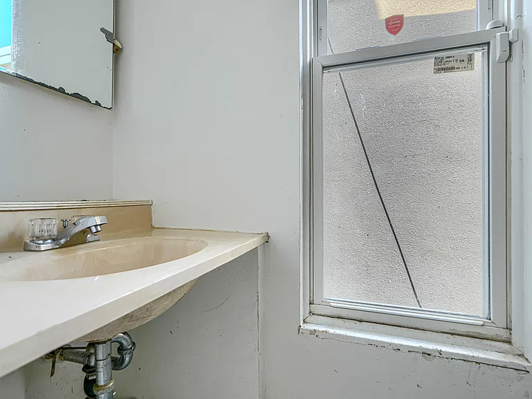 1803 W Baltimore St #1 — Photo 15