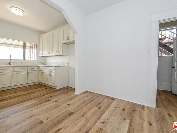 2nd image of 527 N Cummings St #529