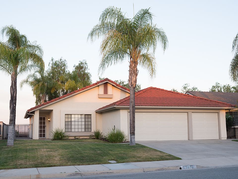 1st image of 25274 Madrone Dr