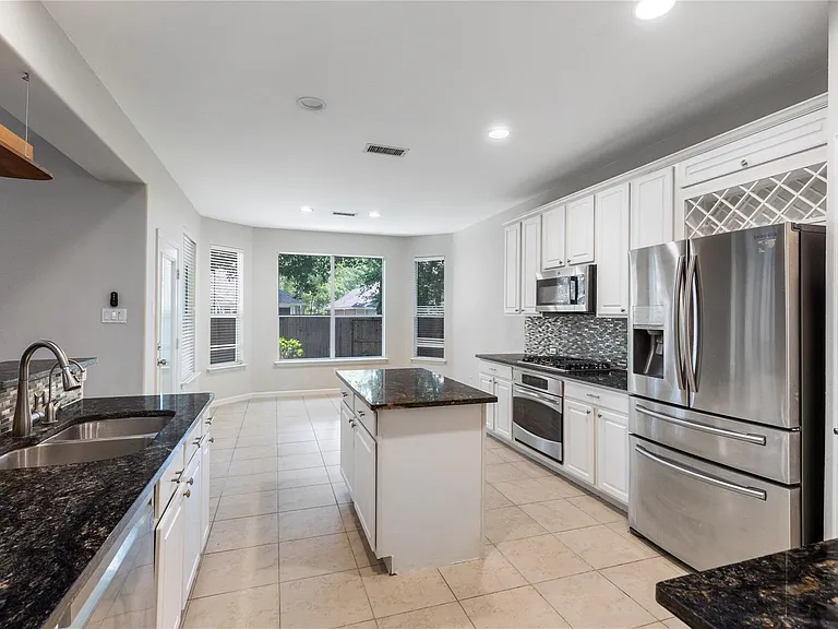 11 Belcarra Pl — Photo 8
