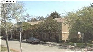 1st image of 2 Park Ln