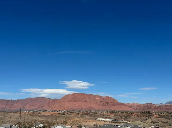 3986 W Sunrise Dr, Santa Clara, UT 84765