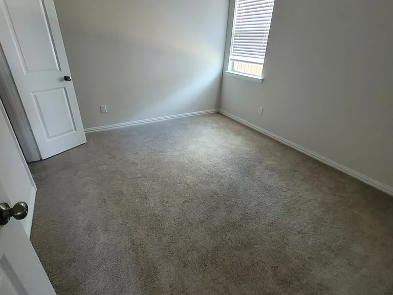 1705 Snapdragon Ct — Photo 47