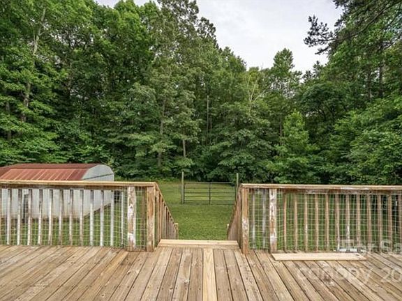 4th image of 5128 Green Leaf Ct