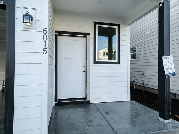 2nd image of 6015 NE 55th Cir