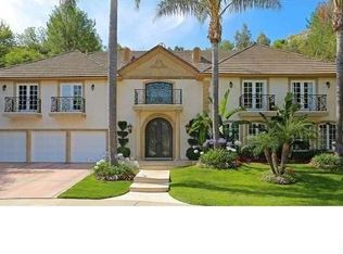 12135 Summit Ct, Beverly Hills, CA 90210