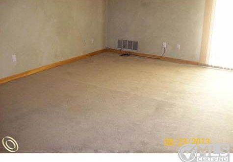 29890 12 Mile Living Room1.JPG