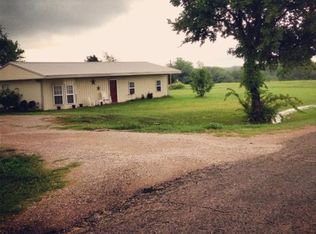 510 E Main St, Maud, OK 74854
