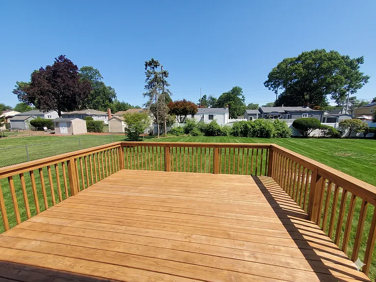 585 Mountainview Dr — Photo 5
