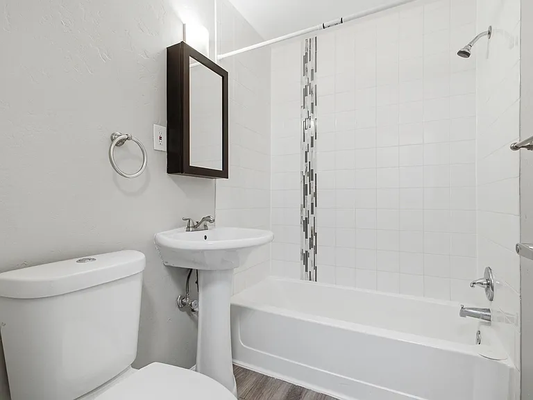2250 S Josephine St #17 — Photo 6