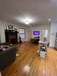 Rented by Aimee Grodanz, LREB