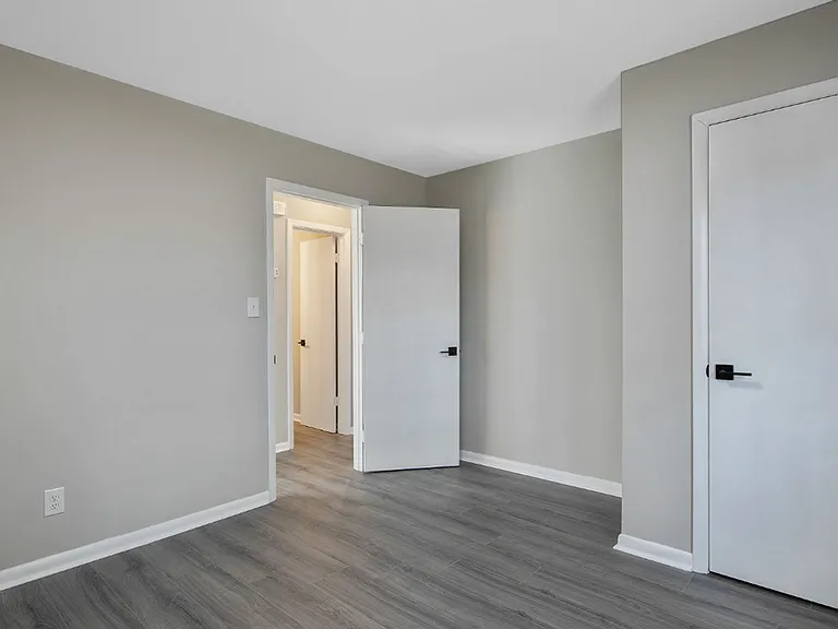 7252 Ainsley St — Photo 9