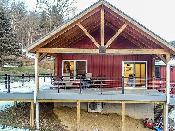 3rd image of 3303 Township Road 629