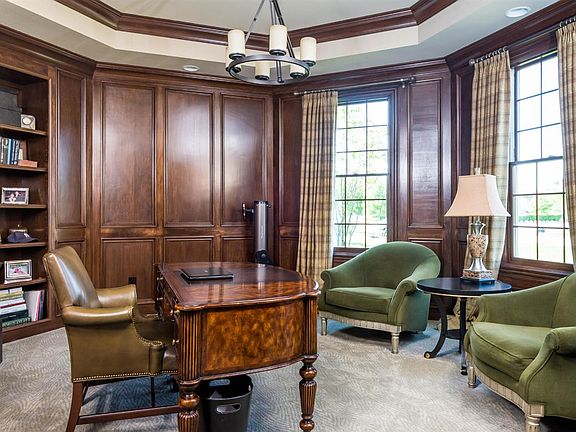 5th image of 110 Keene Manor Cir