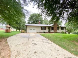 47 Greenfield Ln, Taylorsville, NC 28681