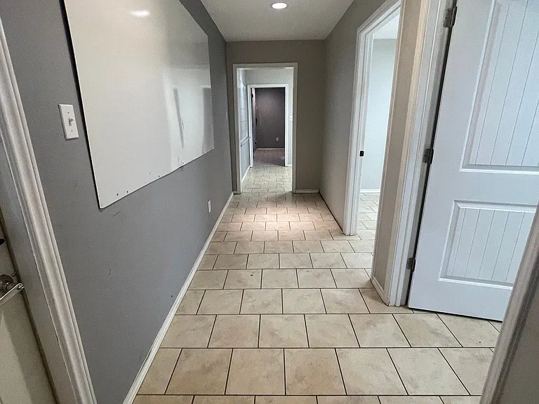 1131 County Road 561 — Photo 16