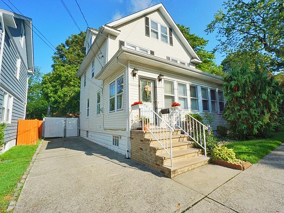 3rd image of 39 Dudley Ave