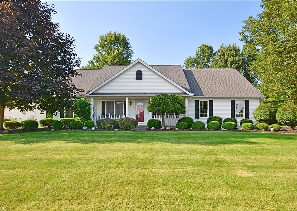 1st image of 34516 Summer Hill Dr