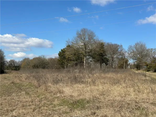 10986 Fm 391, Hearne, TX 77859