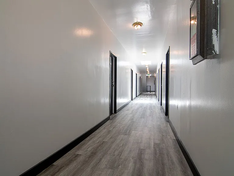 Michigan Avenue Apartments — Photo 92