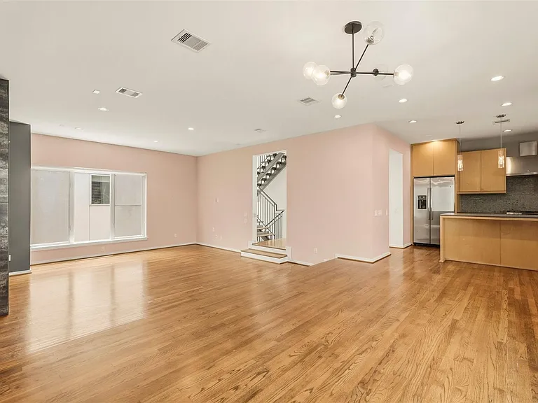 1823 Southmore Blvd — Photo 19