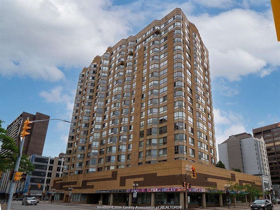 1st image of 75 Riverside Dr E #901