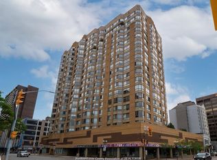 75 Riverside Dr E #901, Windsor, ON N9A7C4