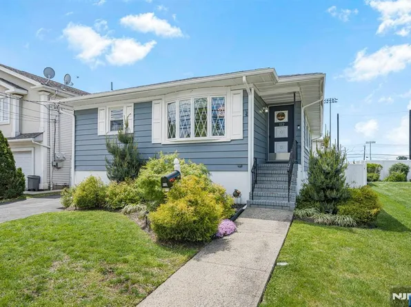 112 Garibaldi Ave, Lodi, NJ 07644
