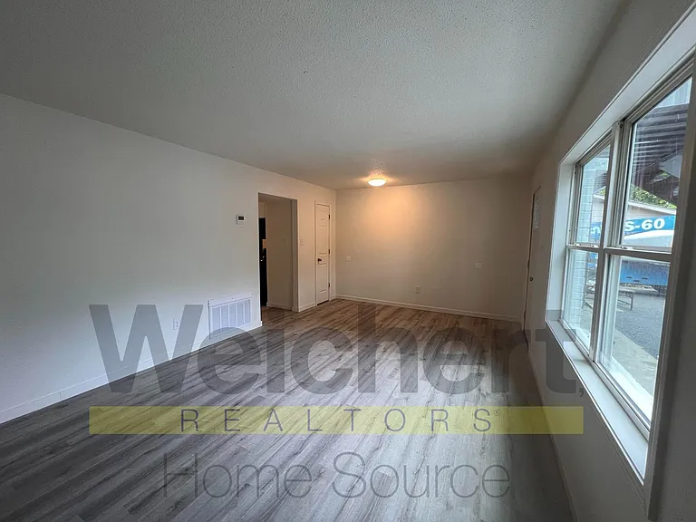 1308 S 7th St — Photo 6