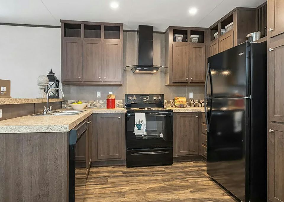1st image of 1704 Mlk Jr Blvd #278