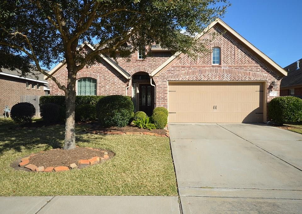 1st image of 17910 Old Forest Ln