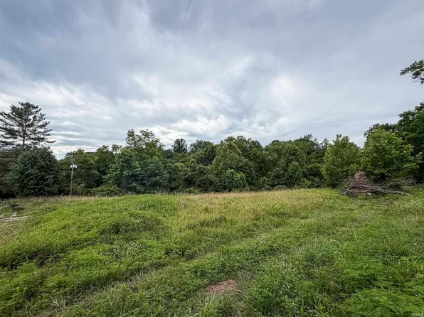 2715 S I St, Bedford, IN 47421