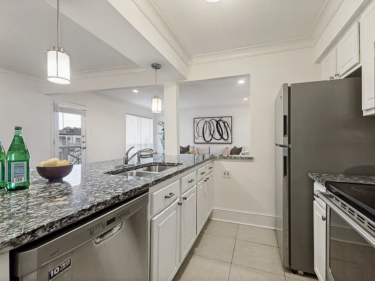 5911 E University Blvd #206 — Photo 14