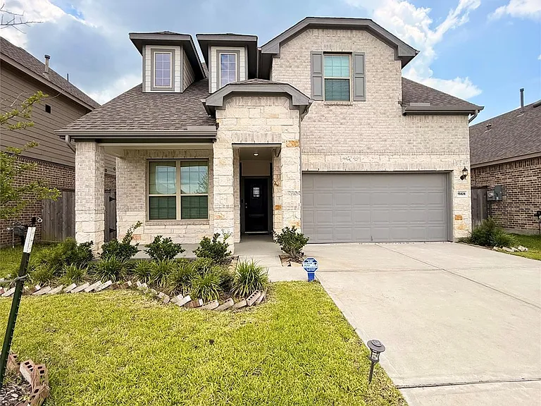 15826 Dove Hollow Dr — Photo 2