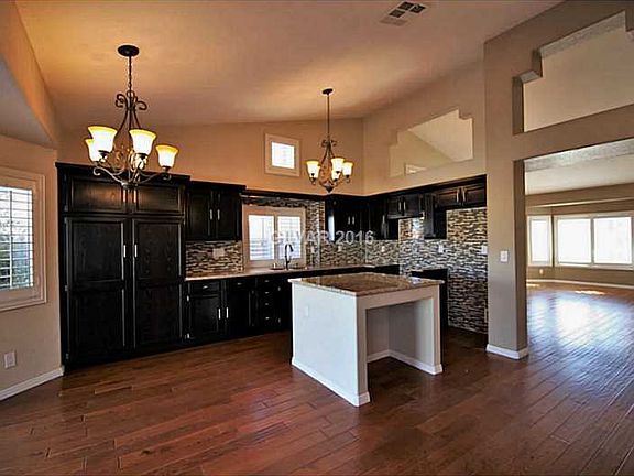 5th image of 8173 Creek Water Ln
