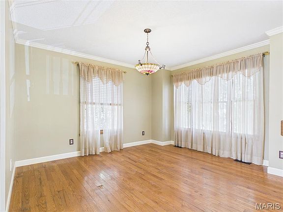 4th image of 721 Wedge Ln
