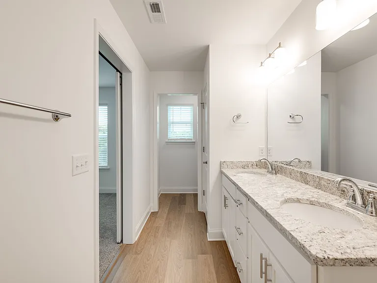 8909 James Creek Dr — Photo 5