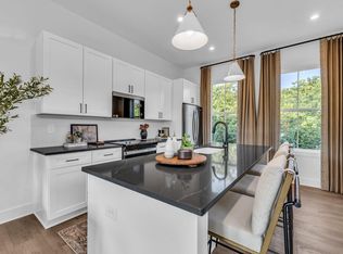 638 Belletrace Cir UNIT 107, Chattanooga, TN 37405