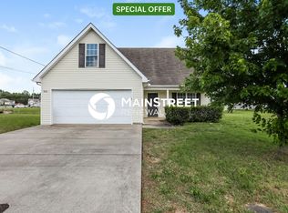 1416 Journey Dr, Murfreesboro, TN 37130