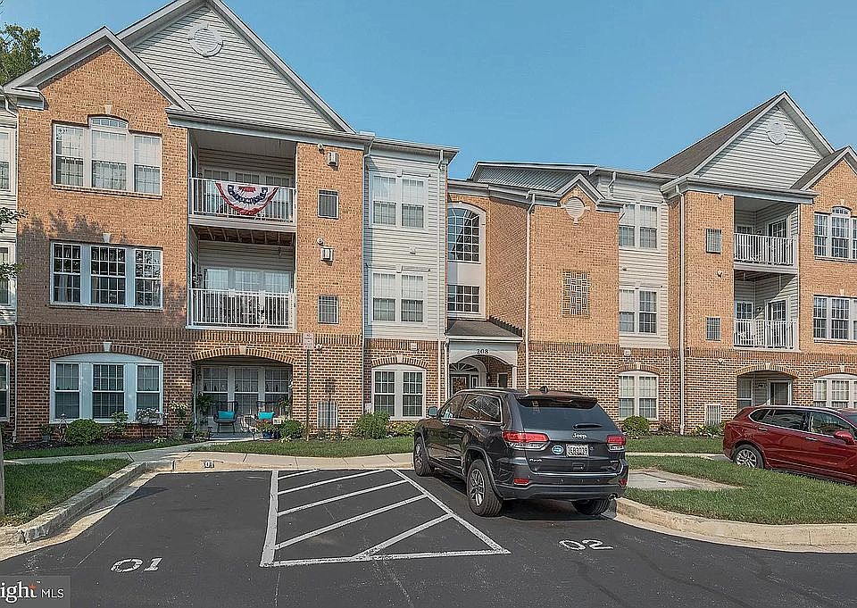 1st image of 208 Kings Crossing Cir Unit 89