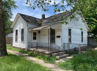 821 Division St, Springfield, IL 62702