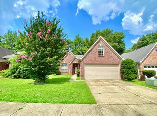 8337 Regal Bend Dr, Olive Branch, MS 38654