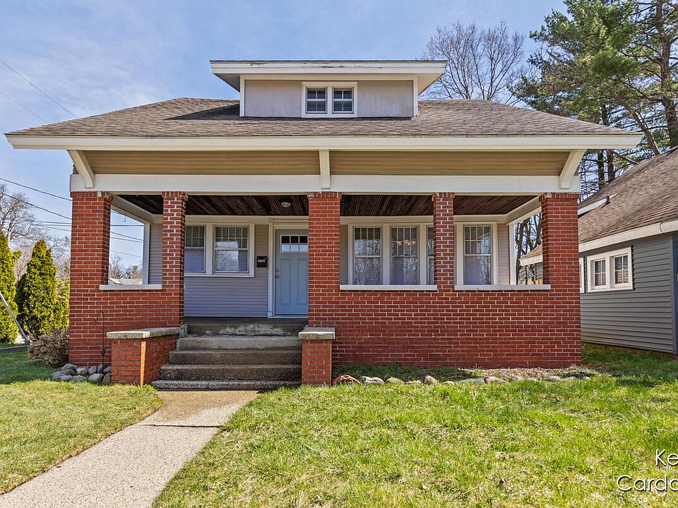 1st image of 2946 Coit Ave NE