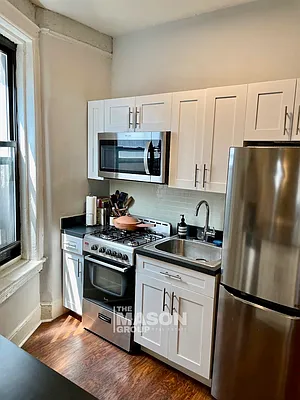 Rented by Mason Group LLC | media 17