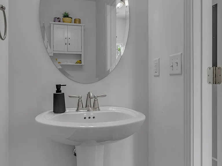 2045 Pinecrest Dr — Photo 6