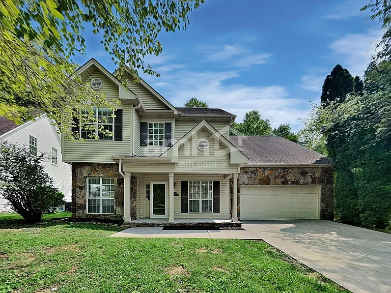 7036 Sage Ln — Photo 1