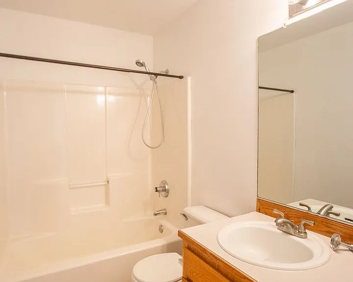 8471 SW Bonaventure Ln — Photo 24