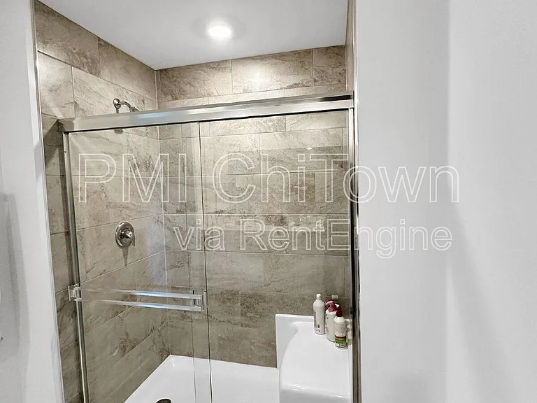 765 Kentshire Cir — Photo 18